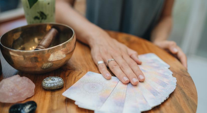 Heti Tarot jóslás 2025. június 2-8.: együtt most komoly sikereket érhetünk el