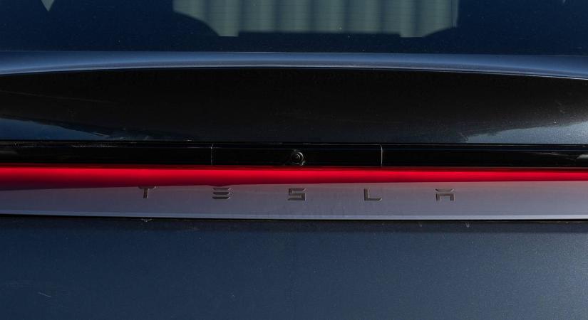 Egyre kevesebben gondolják úgy, hogy a Tesla az autógyártás top márkája