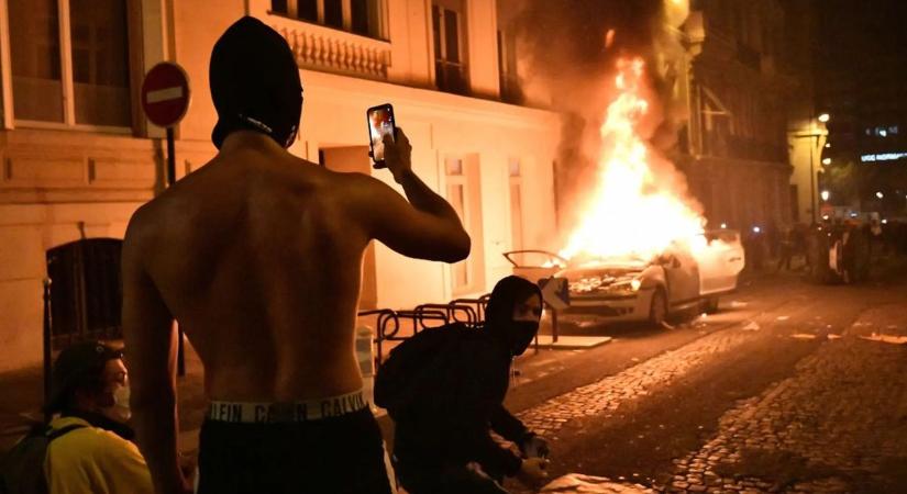 A párizsi események ismét megmutatták, hogy mi történik, ha egy országot ellepnek a bevándorlók