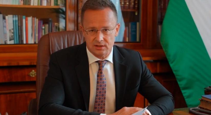 Szijjártó Péter a békéről telefonált a háborúban álló Szergej Lavrovval