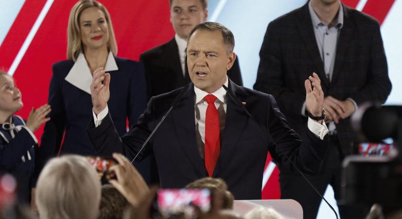 Jobboldalra csúszott Lengyelország, Karol Nawrocki győzelme átrendezi a politikát