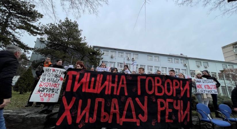 Újraindul a tanítás a szabadkai Közgazdasági Karon is