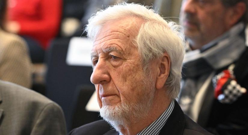 A rendőrség részletes beszámolóval jelentkezett a Jeszenszky Géza elleni brutális támadással kapcsolatban