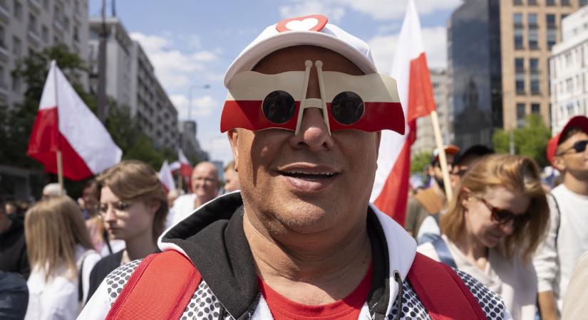 Tizedszázalékokon múlt, de az egész régióra hatással lehet: a lengyel jobboldal visszatérése
