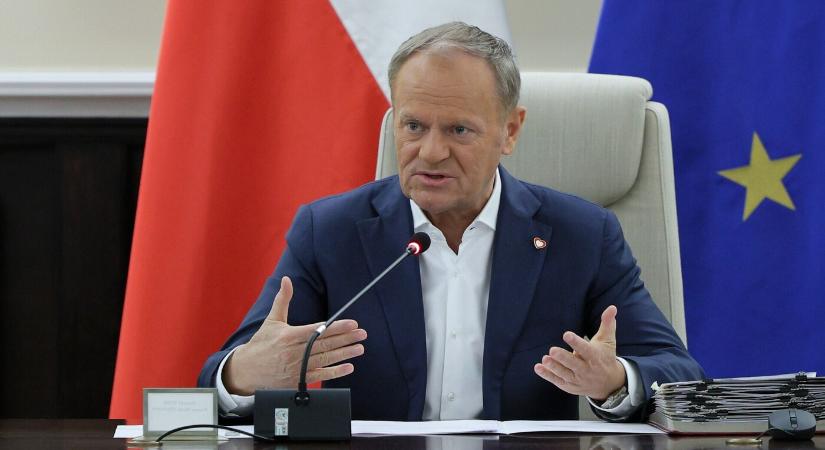 Donald Tusk kormányfő bizalmi szavazást kezdeményez kormánya ellen