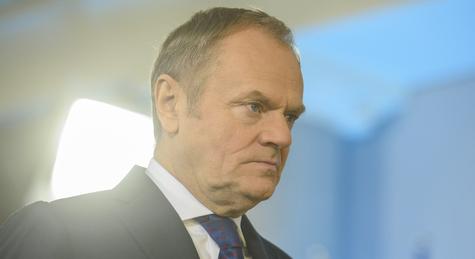 Tusk bizalmi szavazást kér, Kaczynski kormányváltást sürget Nawrocki győzelme után