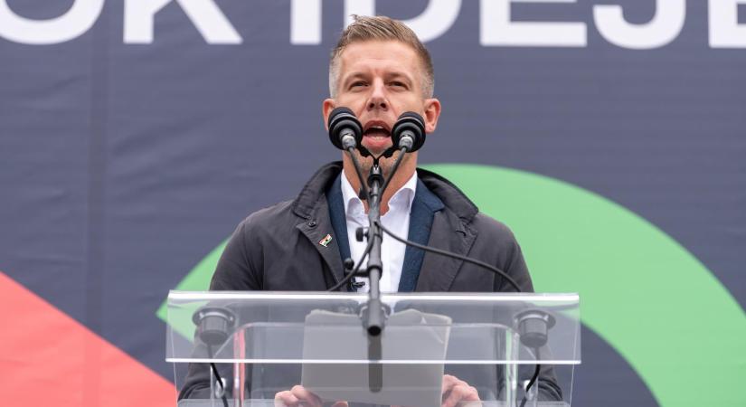 Magyar Péter válaszolt Mészáros Lőrinc nyílt levelére: Bilincs, bilincs, rács, rács
