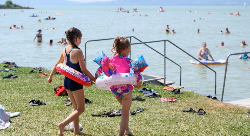 Horrorisztikus árak a Balatonnál: ennyibe kerül most egy gombóc fagyi és egy lángos – nem fogsz hinni a szemednek