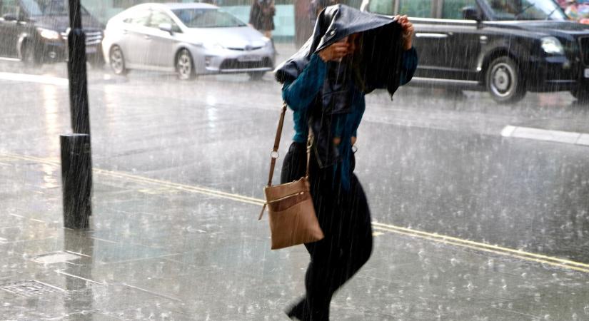 Orvosmeteo: jégesőre és zivatarra figyelmeztetnek kedden