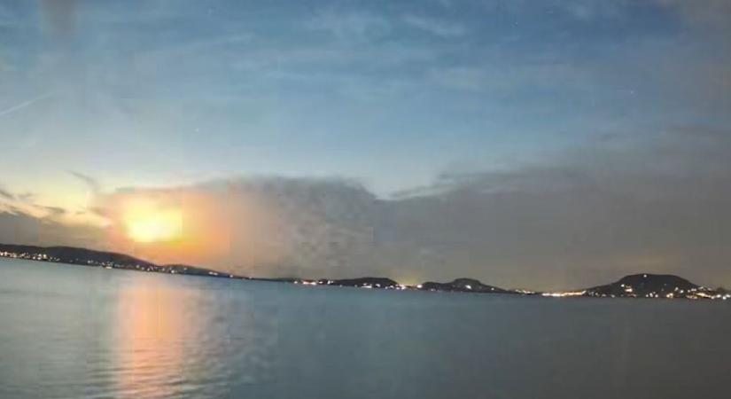 Villódzó szupercella rázta meg Balatonfenyvest – videón mutatjuk