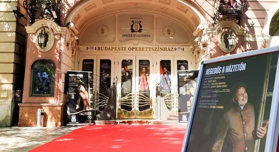 Megírták, hogy az Operettszínház 10 milliót fizet egy énekesének, erre megváltoztatták a közérdekű adatokat