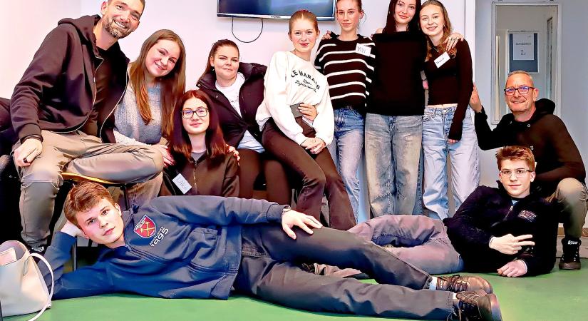 Tapolcai kortárs segítők – Már sok alkalommal adtak támaszt diáktársaiknak