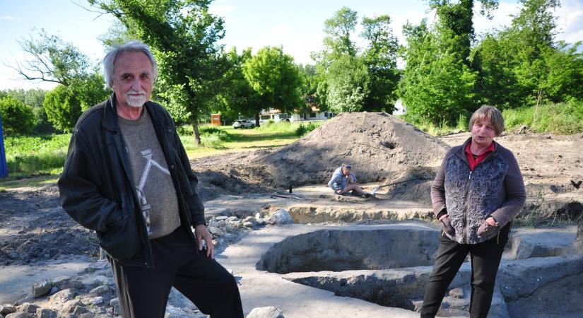 Friss leletek a Várszigeten: csontváz és középkori kváderkő is előkerült