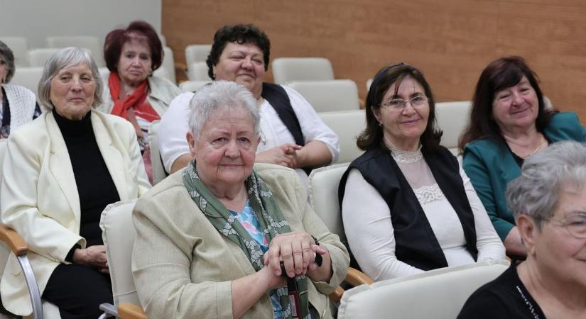 Nyugdíjas óvónők adtak egymásnak találkozót (galéria)