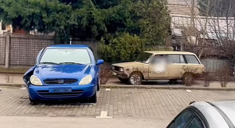 Ózdon driftelt a lejárt műszakis Ladával, a rendőrök is megjutalmazták a produkciót