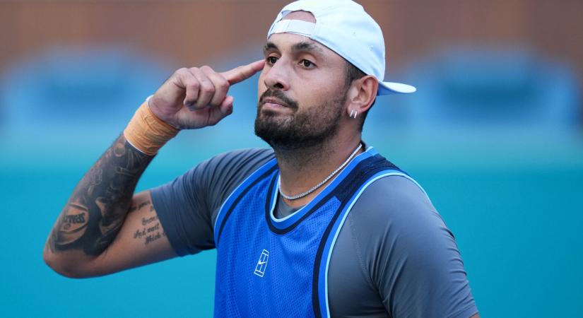 Wimbledon: sérülés miatt kihagyja a tornát a megosztó közönségkedvenc