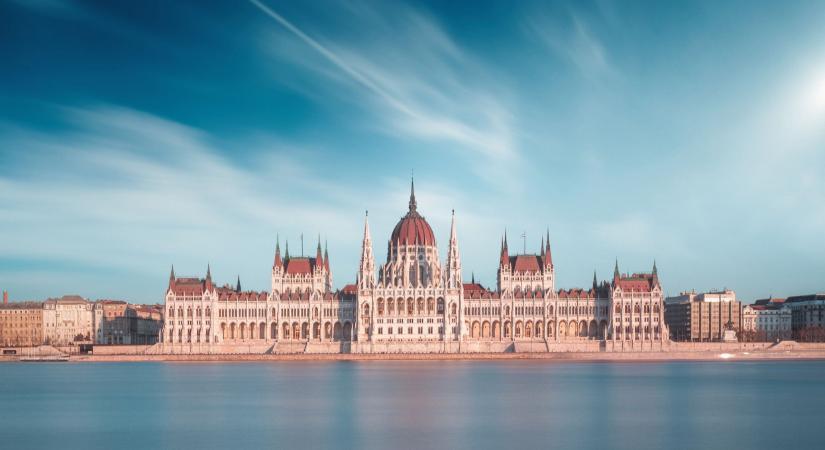 Már megint mi történt? Rendkívüli időpontban jön a Kormányinfó