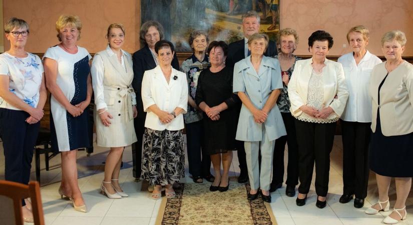 A változó világban még nagyobb szükség van a pedagógusokra - Elismerték őket Szentgotthárdon is
