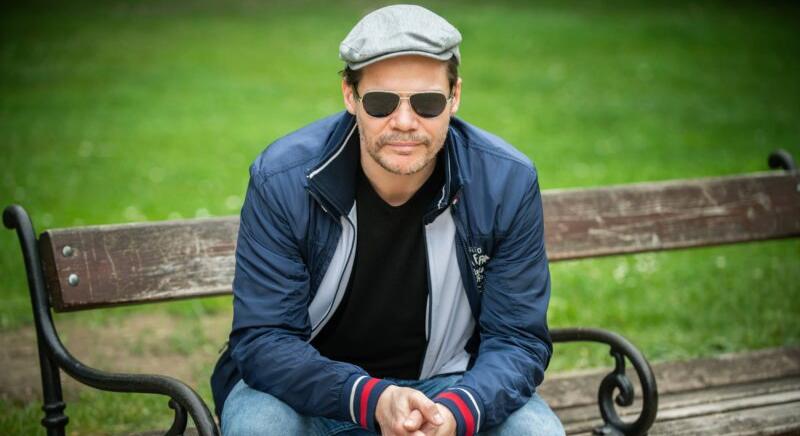 Balázs Zoltán Koszovóban rendez