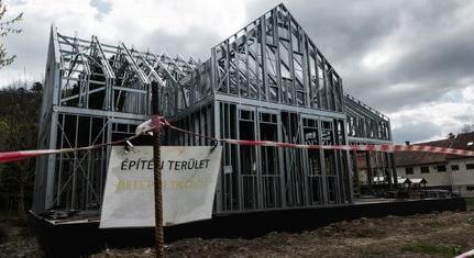 Gyanús bölcsődeépítések uniós pénzből: cégek a semmiből, beruházások nyom nélkül