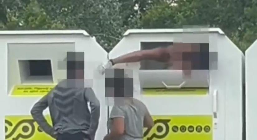 Ruhagyűjtő konténerbe másztak a tolvajok Hajdúszoboszlón
