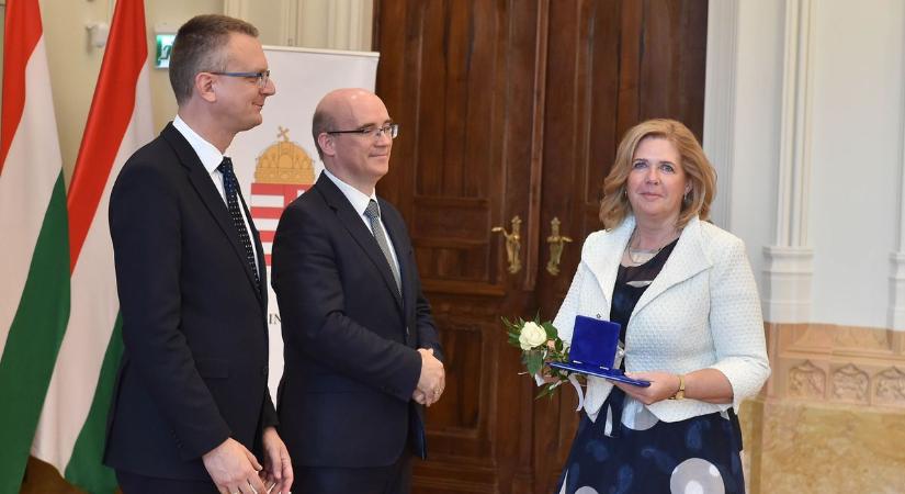 Brunszvik Teréz-díjban részesült a soltszentimrei óvoda vezetője