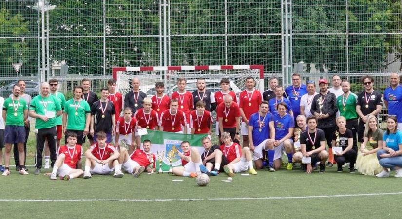 Arany Glóbusz Médiakupa Debrecen 2025 - Gólzáporos meccsek, hatalmas védések, jó hangulat, felszabadult játék