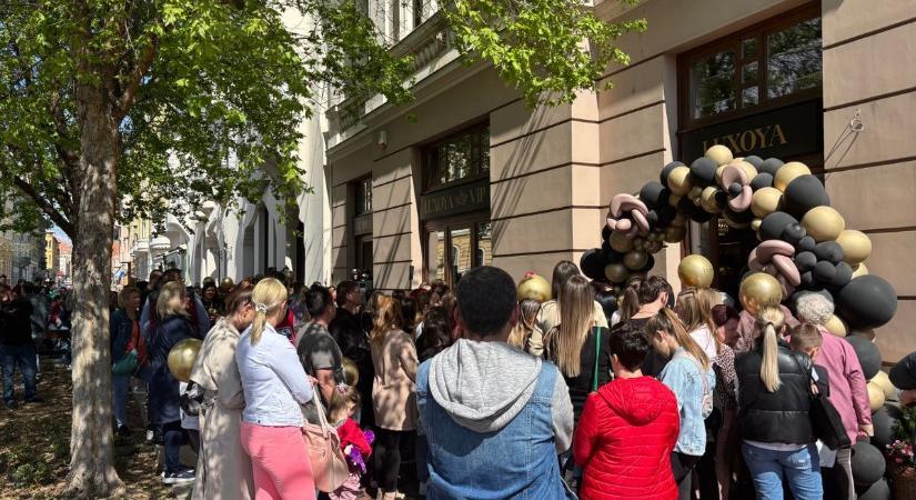 Hajbalhé Szegeden: Jákob Zoli segítségét kérik! – videóval