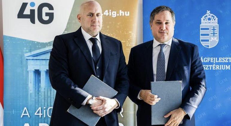 Hadházy: Itt egy újabb agyafúrt pénzlenyúlási módszer, az állami adattörlési kód