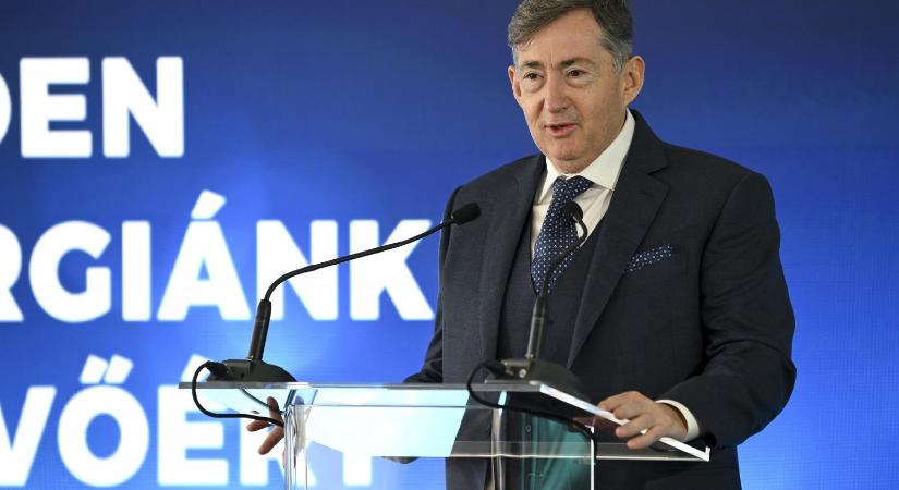 Mészáros Lőrinc 35 milliárd forint osztalékot ítélt meg saját magának