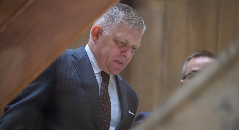 Robert Fico elutazott Olaszországba, Giorgia Meloni kormányfővel találkozik