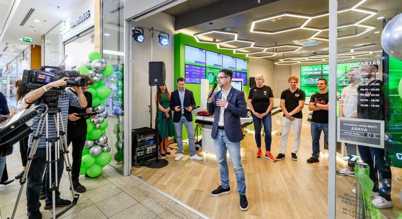 Debrecen szívében nyílt meg az ország egyik legmodernebb lottózója