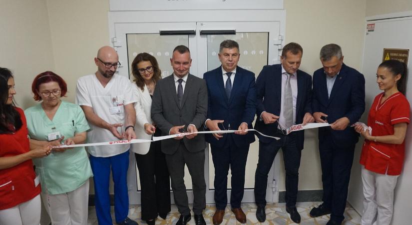 Korszerű szülőszobákkal bővült a komáromi kórház – céljuk a természetes szülés elősegítése (FOTÓK)