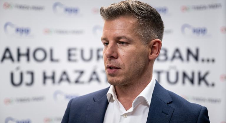 Megháromszorozta a nyereségét Magyar Péter cége, a Tisza Párt elnöke is reagált