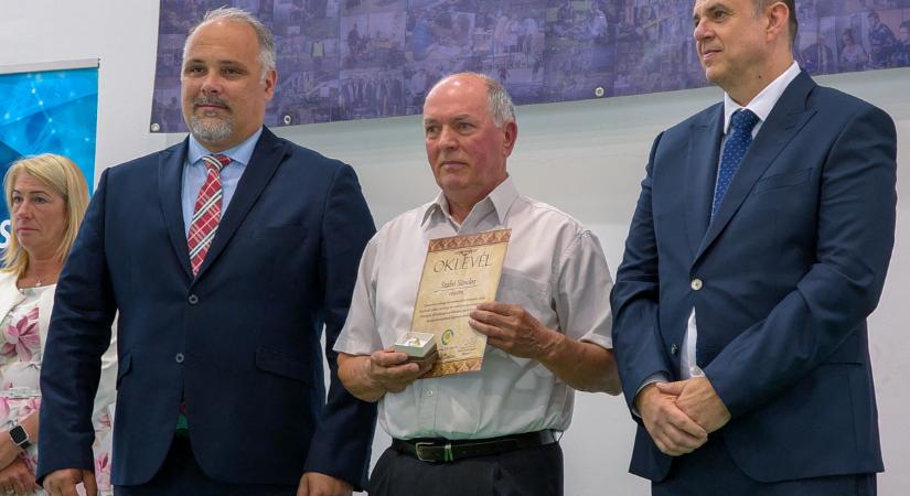 Megtartotta pedagógusnapi ünnepségét a Békéscsabai Szakképzési Centrum