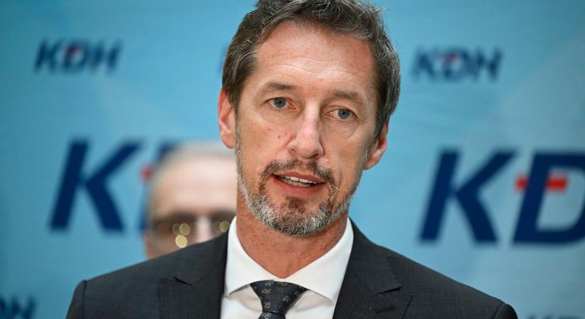 A KDH azt állítja, a belügyminisztérium fizette Fico moszkvai útját
