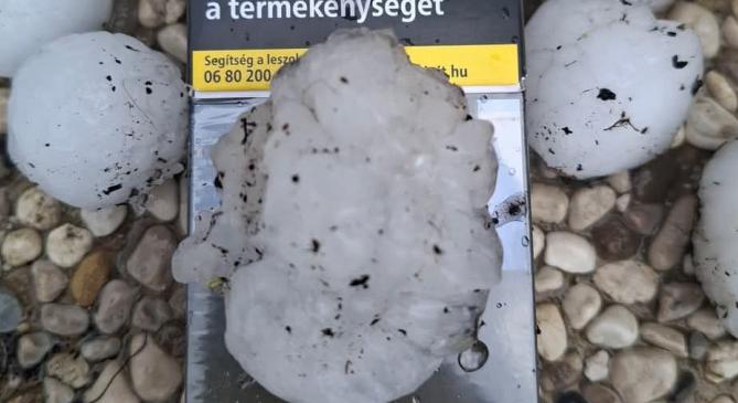 Károkozó, 5 centis jeget is ontottak a szupercellák
