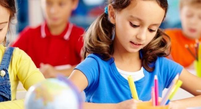 Itt a 2025/2026-os tanév rendje: őszi, téli, tavaszi szünet és a fontosabb dátumok