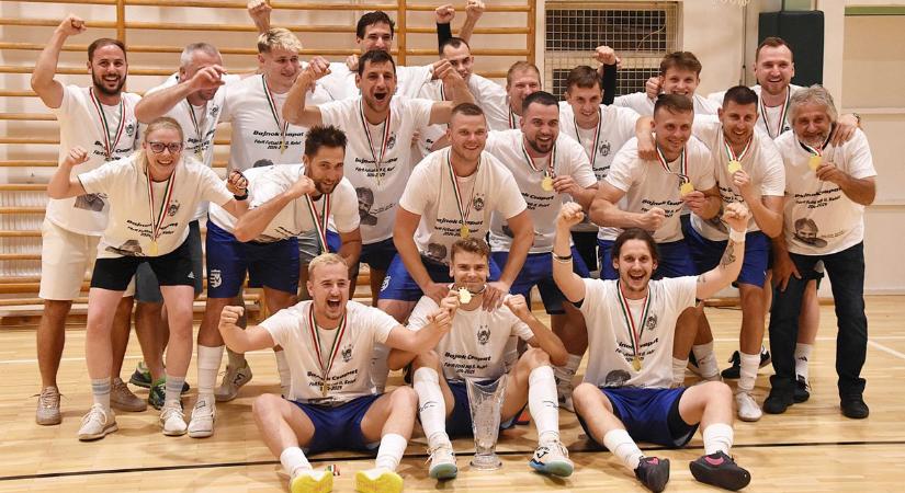 Hátrányból felállva nyert, és megvédte címét az NB II.-ben a TiSE – galériával, videóval