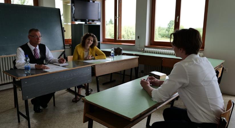 Az ország legjobb angolosai versengtek Barcson