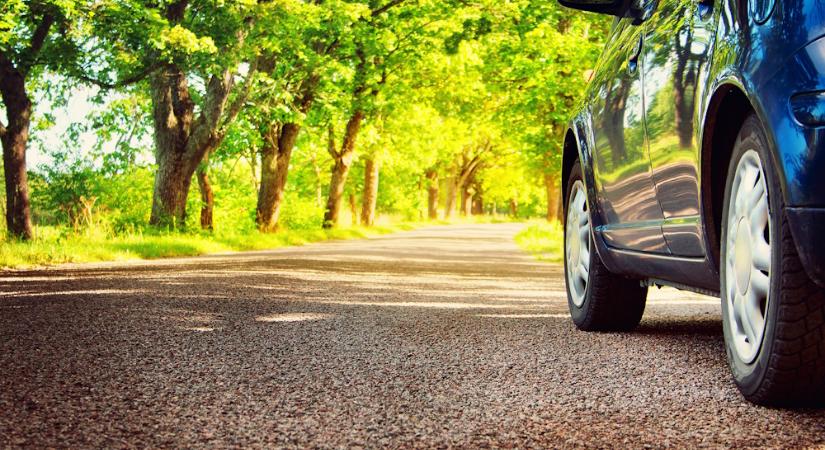 Várakozás járó motorral: (belső)égés nélkül tisztább!