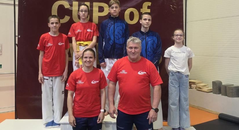 Hatvanban szerepeltek a VEDAC sportolói
