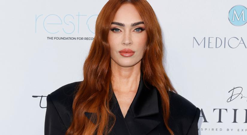 Megan Fox sminkese megmutatta a tökéletes nyári sminket: te is könnyedén elkészítheted