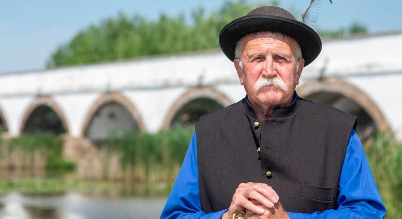 Hortobágy örökös pásztora a fakanalat is jól forgatja