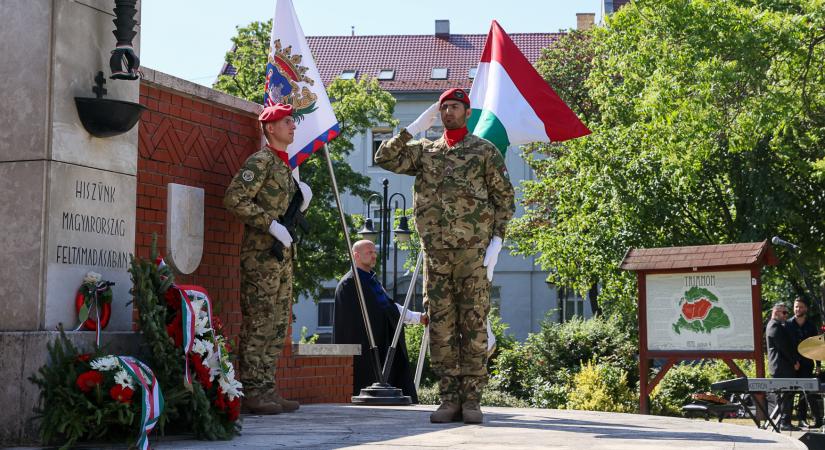 Hankó Balázs: éljünk bárhol is, magyarok vagyunk, összetartozunk