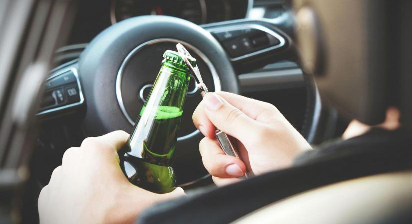 Baleset ittas vezető miatt – súlyos sérüléseket szenvedtek a vétlen autó utasai