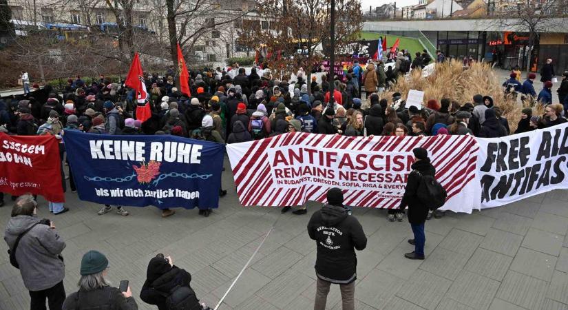 Megint ellepték a bíróságot az antifa-szimpatizánsok