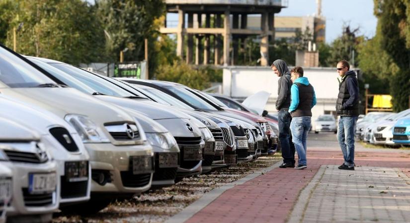 Íme a toplista: ezeket a kocsikat veszik most a magyarok