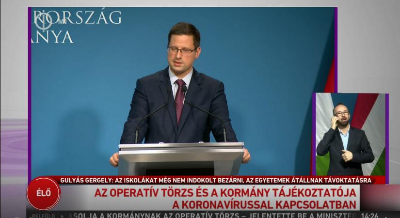 Elkezdődött a Kormányinfó, jönnek a bejelentések