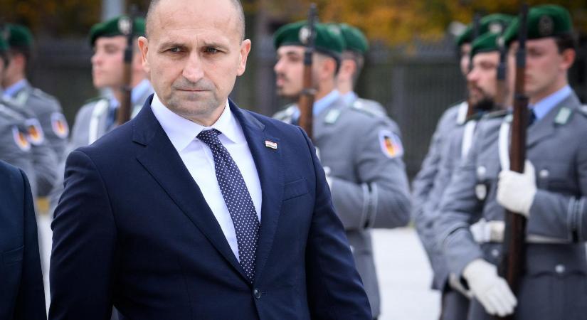 Ősztől visszaállítják a sorkatonai szolgálatot Horvátországban